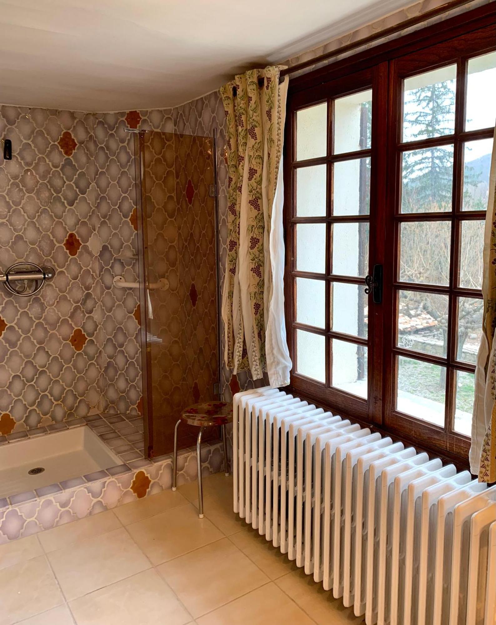 Les Favouilles - Gite & Chambres D Hotes Dauphin Exterior photo