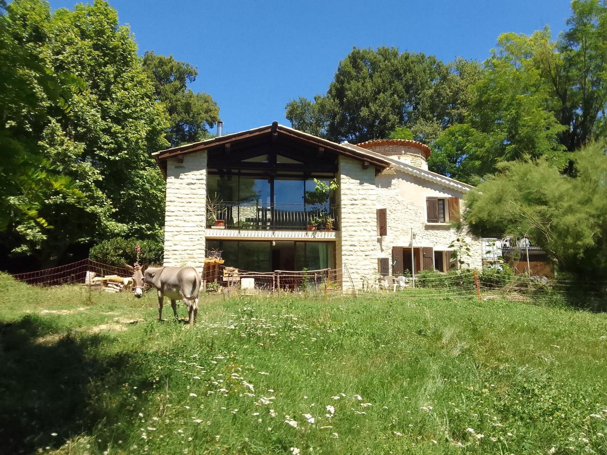 Les Favouilles - Gite & Chambres D Hotes Dauphin Exterior photo