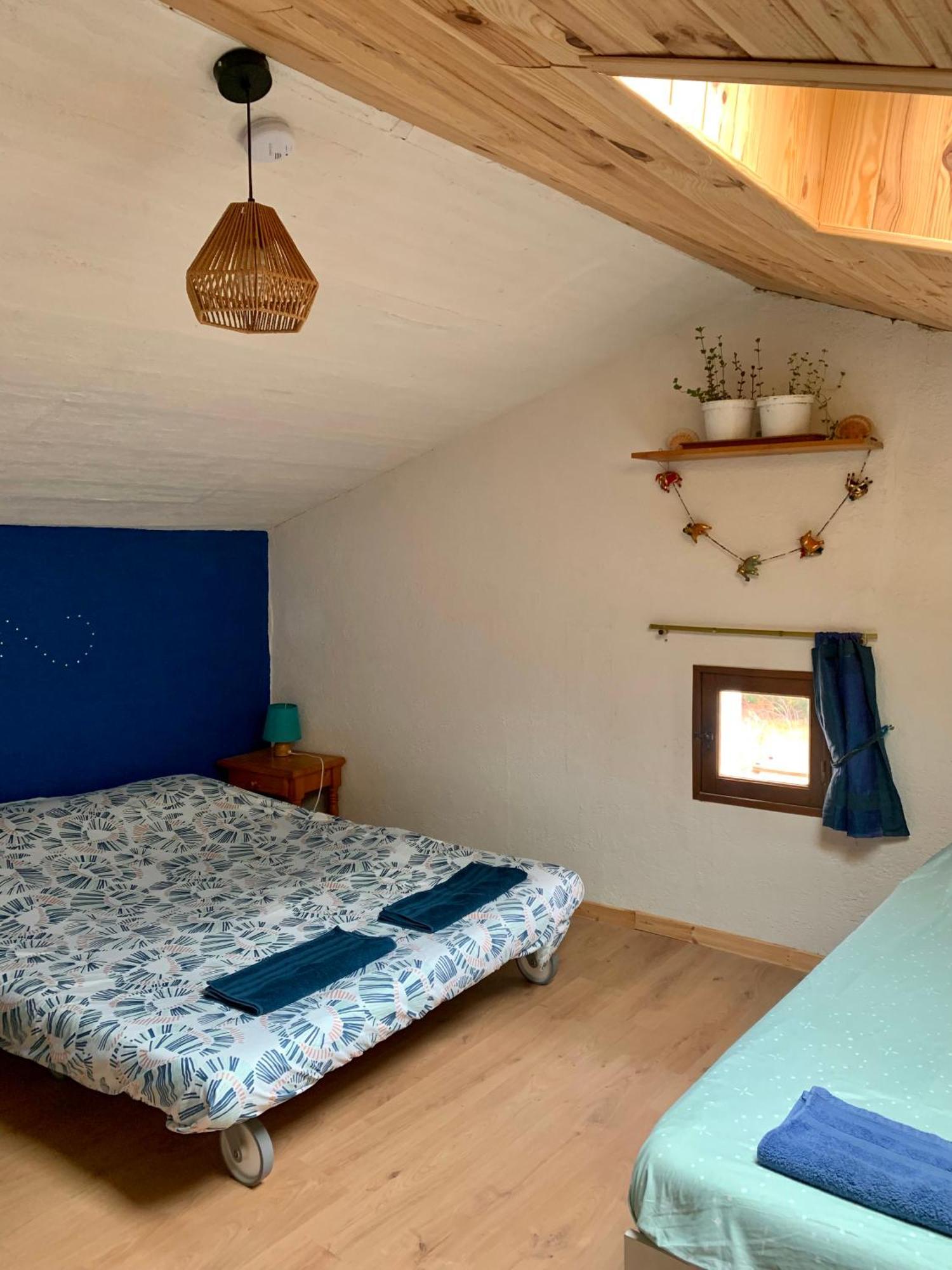 Les Favouilles - Gite & Chambres D Hotes Dauphin Exterior photo